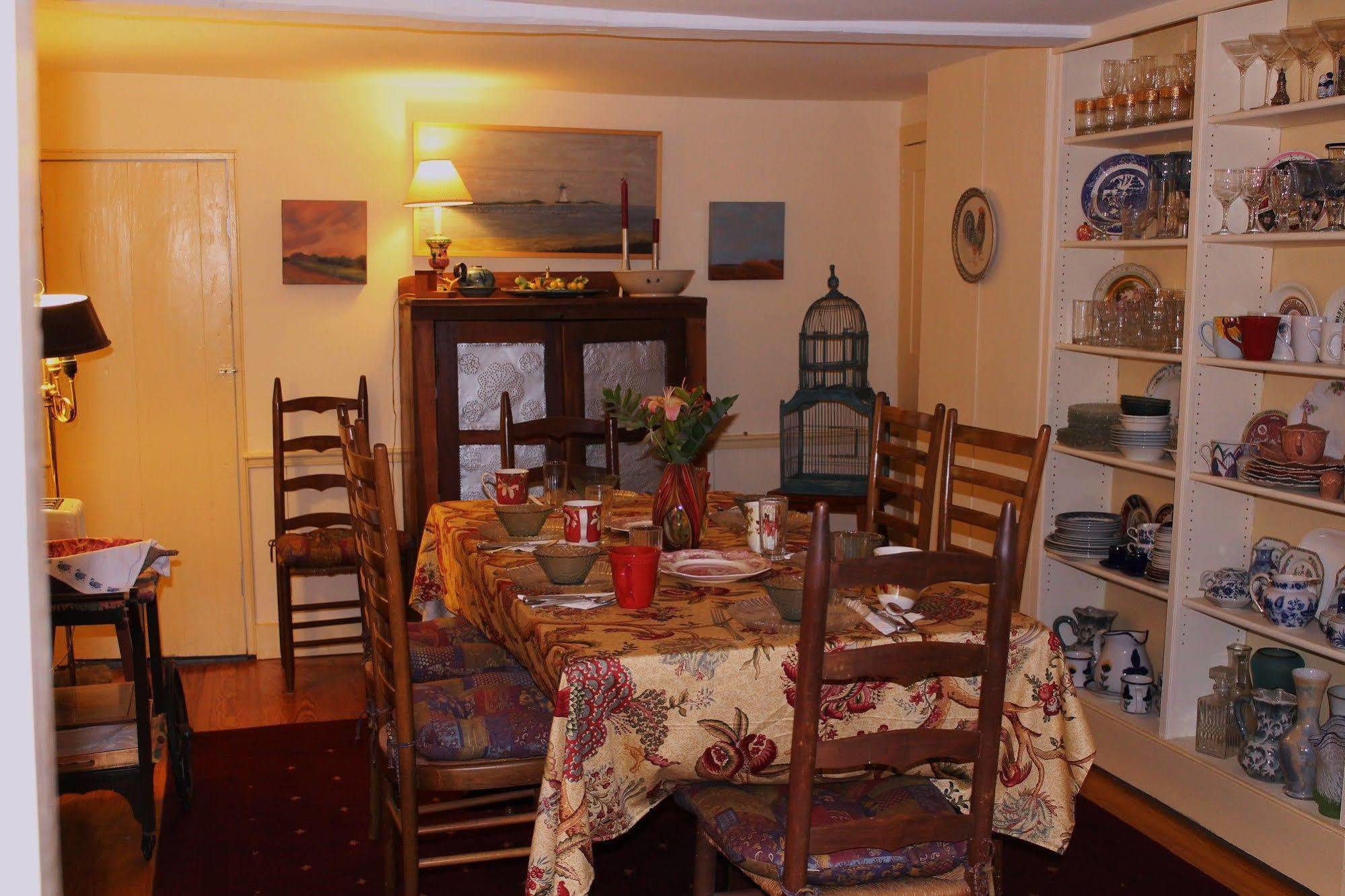 The 1720 House Panzió Vineyard Haven Kültér fotó